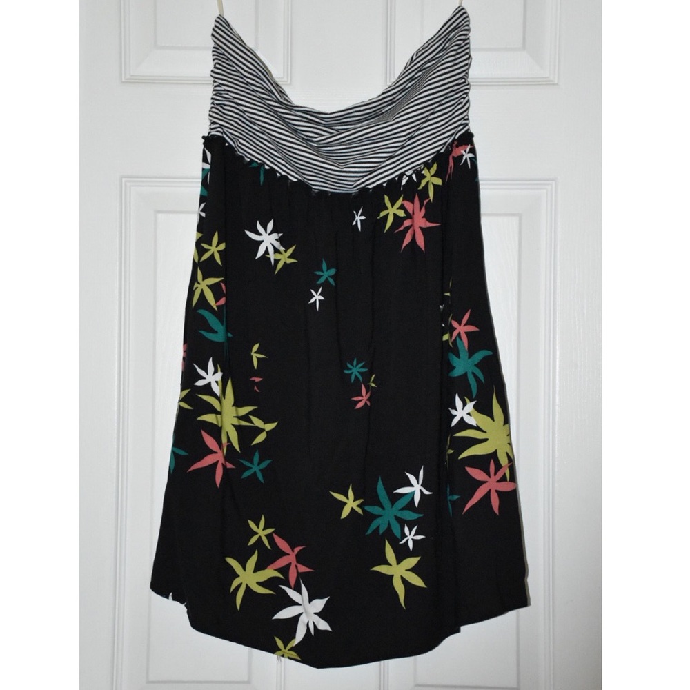 Strapless dress